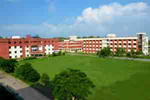 "Ch. Badan Singh Mahavidyalaya - Campus building on G.T Road, Ashpur, Etah, Uttar Pradesh, offering undergraduate courses in Arts, Science, and Commerce"